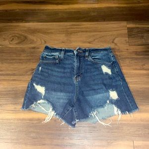 Ripped jean shorts blue gray, Super high rise 90,s boyfriend short, not damaged.